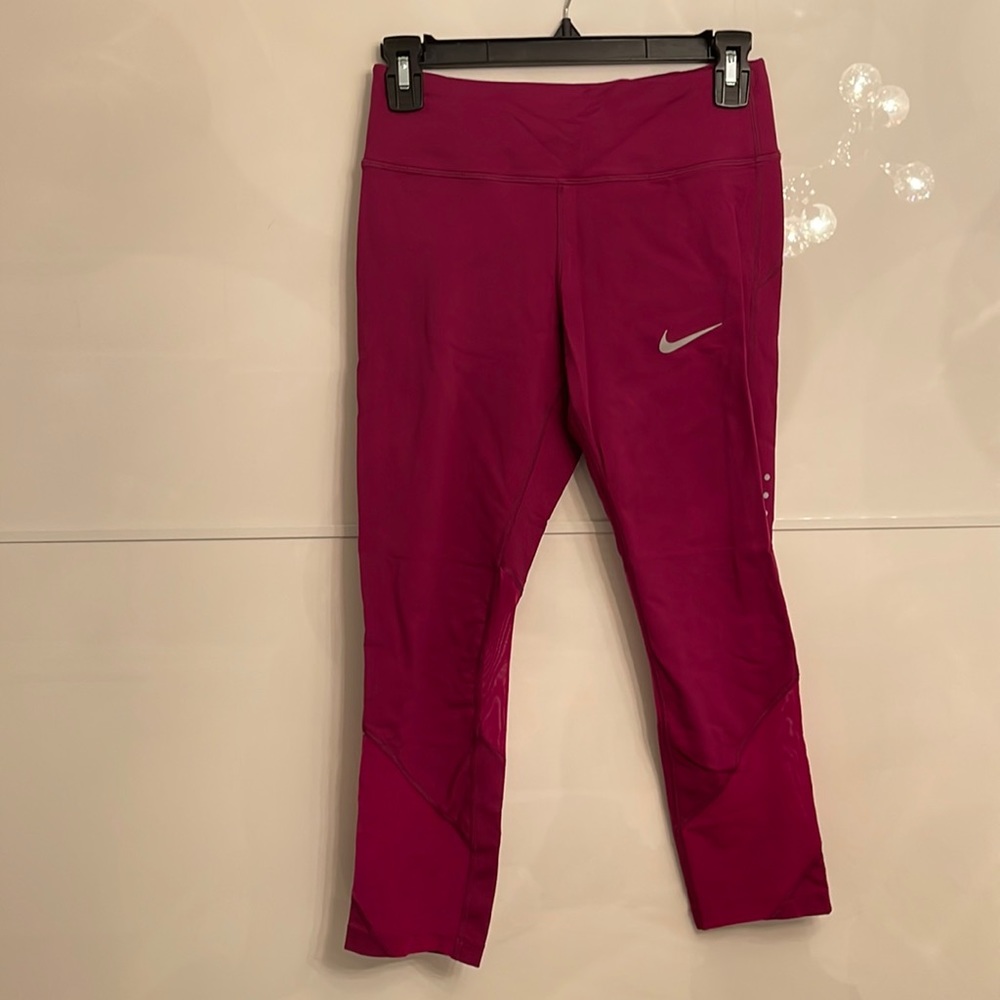 Nike Fri-fit workout cropped legging, size small
